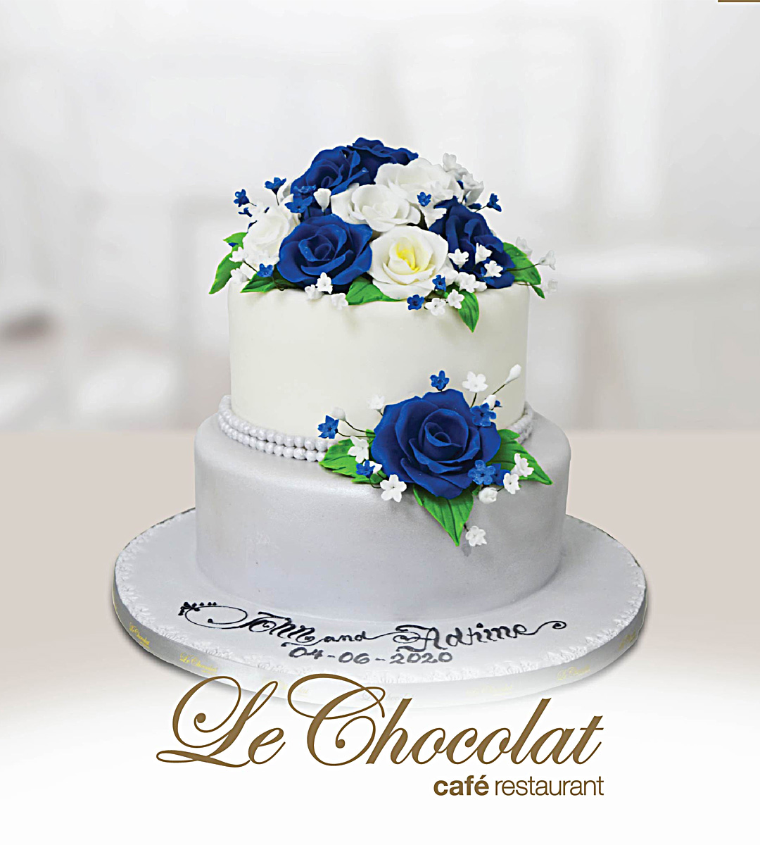 Blue & White Roses